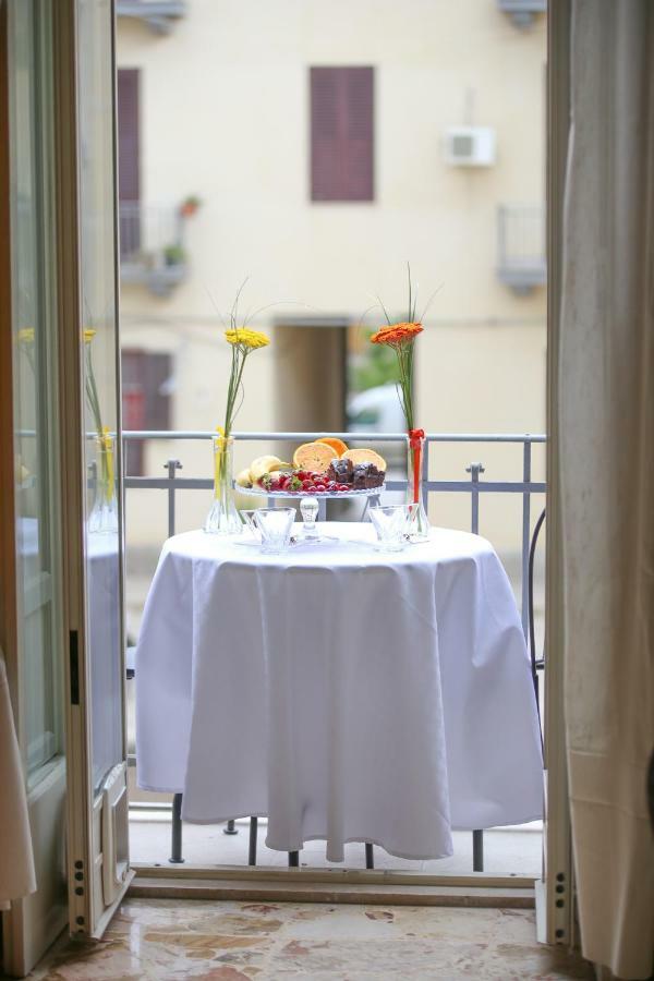 Soffio Del Libeccio B&B Syracuse Buitenkant foto