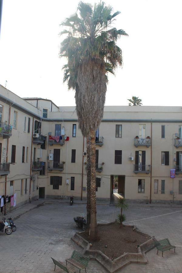 Soffio Del Libeccio B&B Syracuse Buitenkant foto